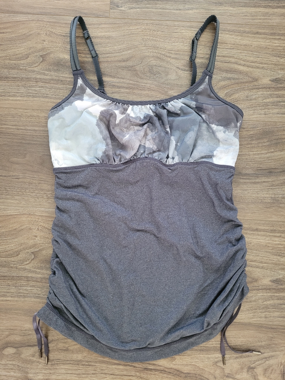 Lululemon Women 4 Adjustable Tank Top Water Color